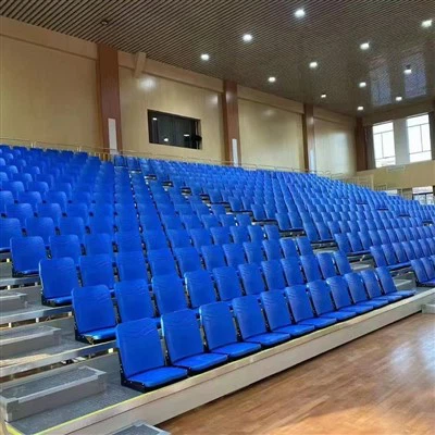 Sjedala za tribinu koja se mogu uvlačiti s prednjim poklopcem
